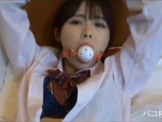 黑客破解酒吧监控摄像头偷拍 纹身男与气质女友店内做爱爽的捂住嘴巴